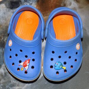 CROCS Front Court Clogs Toddler Size 6 - 7 Sea Blue / Orange
